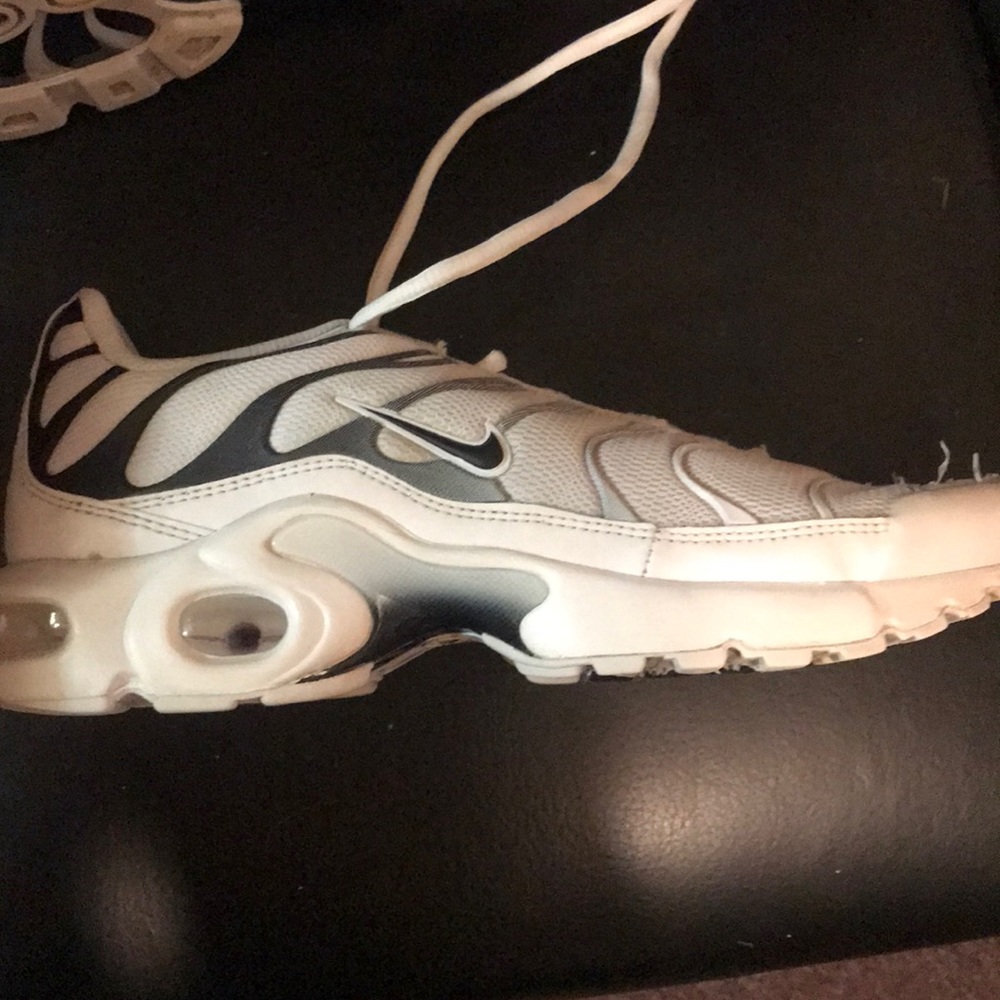 Nike air Max size 7y